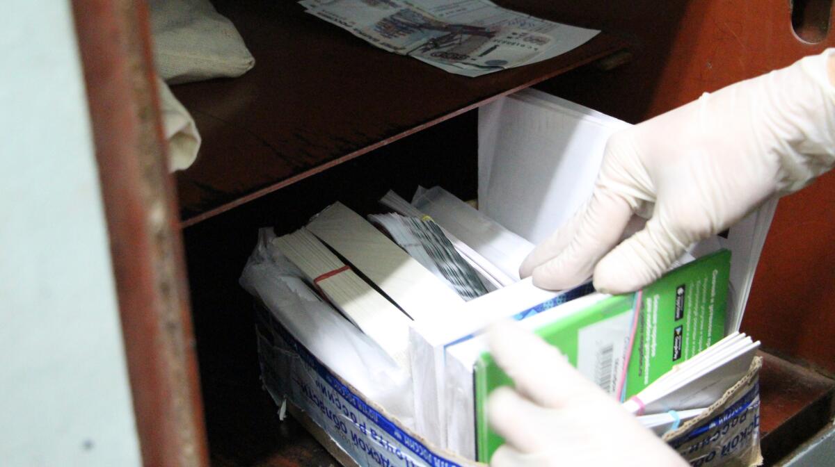Начальница отделения почты в Череповце незаконно оформляла SIM-карты