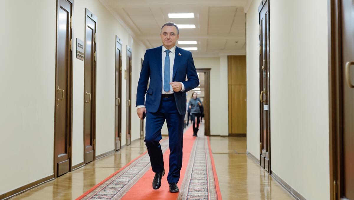 Евгений Шулепов снял с себя депутатские полномочия