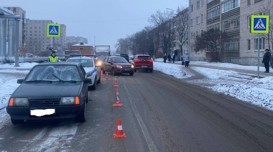 В Вологде на пешеходном переходе сбили пенсионера