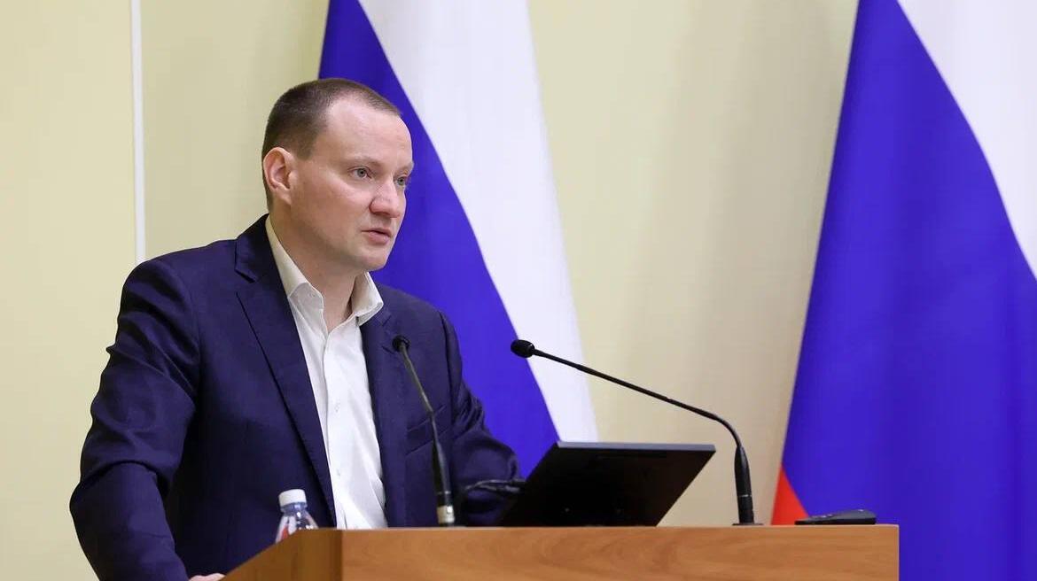 Двое высокопоставленных чиновников правительства региона ушли в отставку