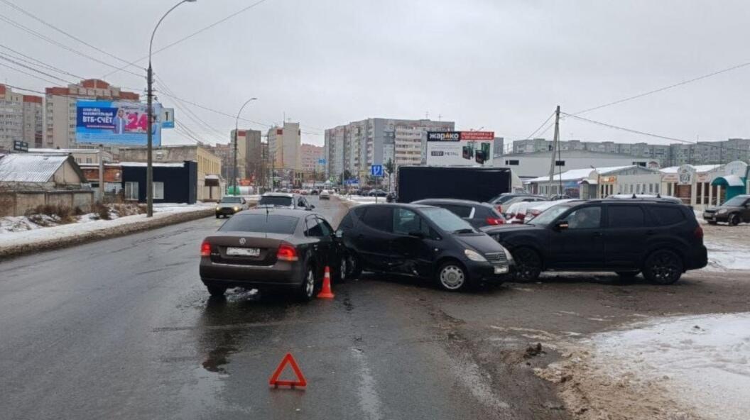 В тройном ДТП в Вологде пострадал двухлетний ребёнок