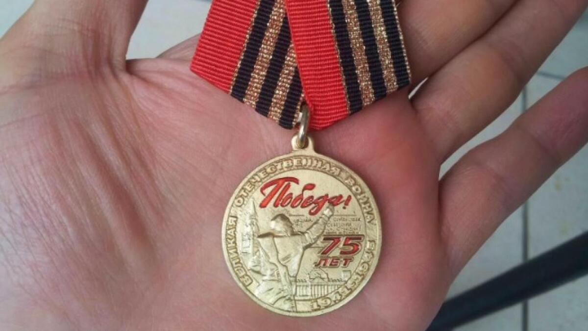 В Череповце ветеранам продают поддельные медали