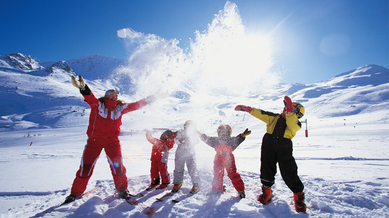Россияне стали чаще ездить на отечественные горнолыжные курорты