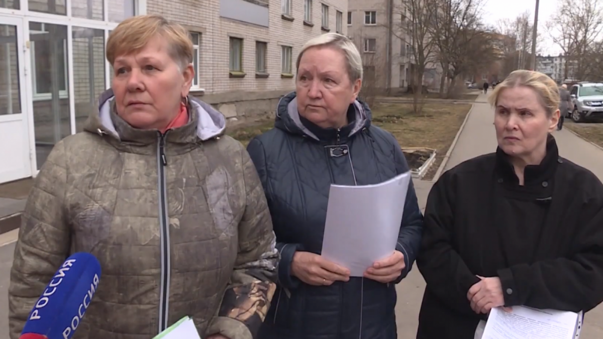 В Вологде педагогов хотят лишить жилья