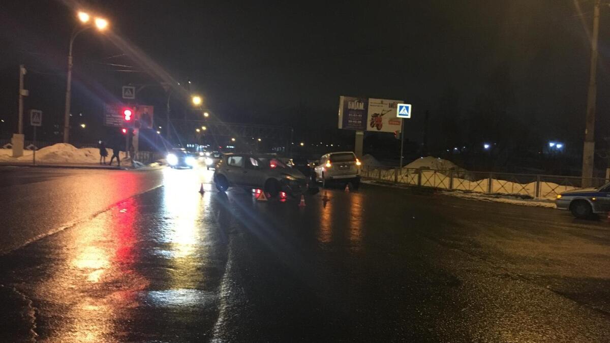ДТП в Вологде: иномарки не поделили перекрёсток
