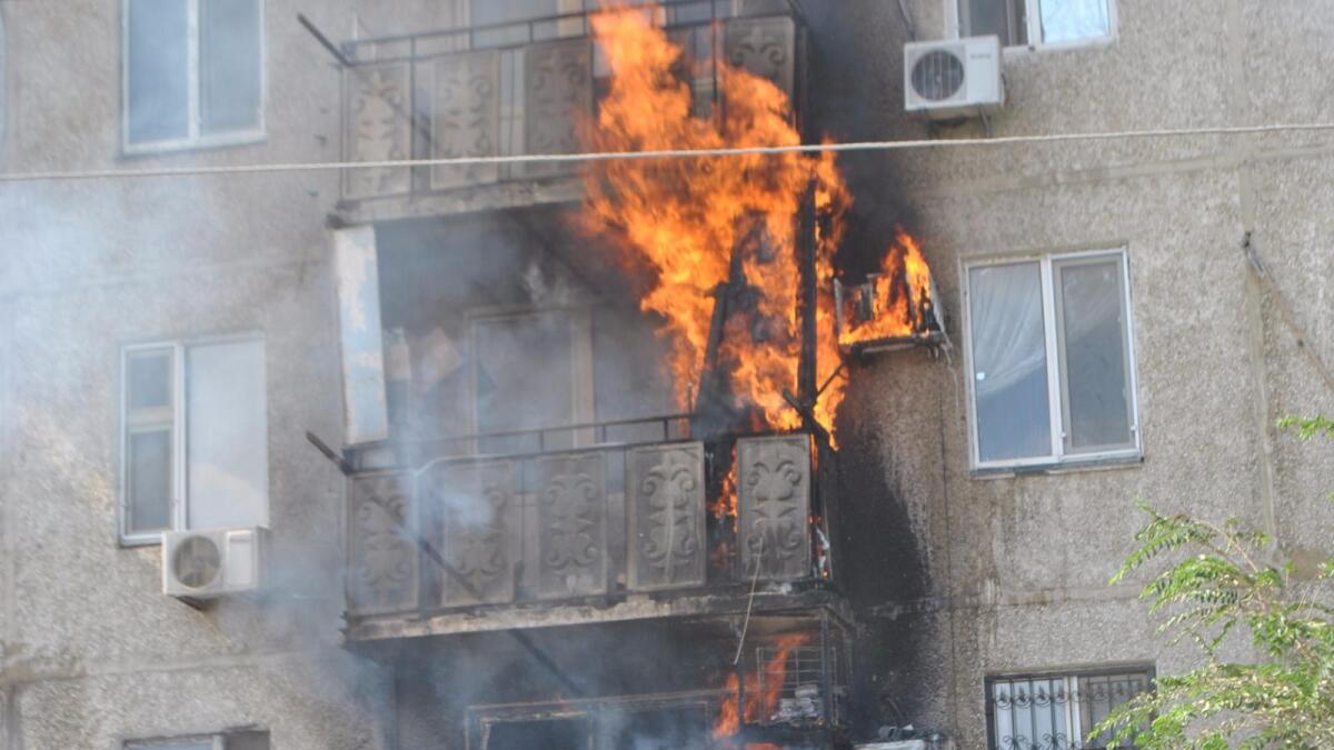 В одной из квартир Череповца вспыхнул балкон