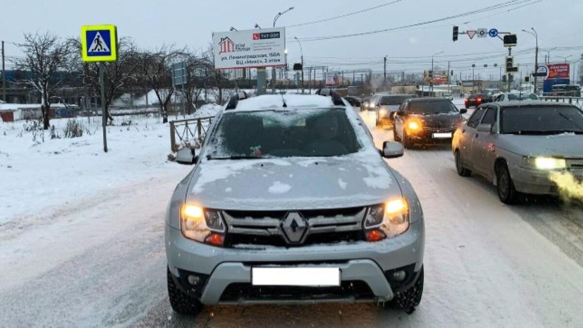 Вологжанка сбила двух девушек