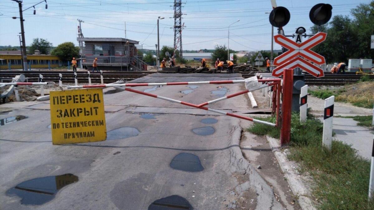 В Вологде запрещено движение по трем ж/д переездам