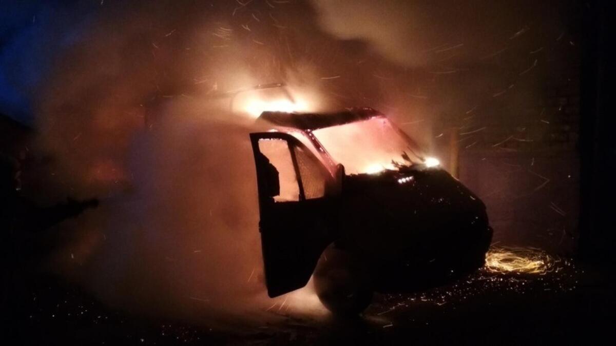 В Череповце неизвестные подожгли автомобиль