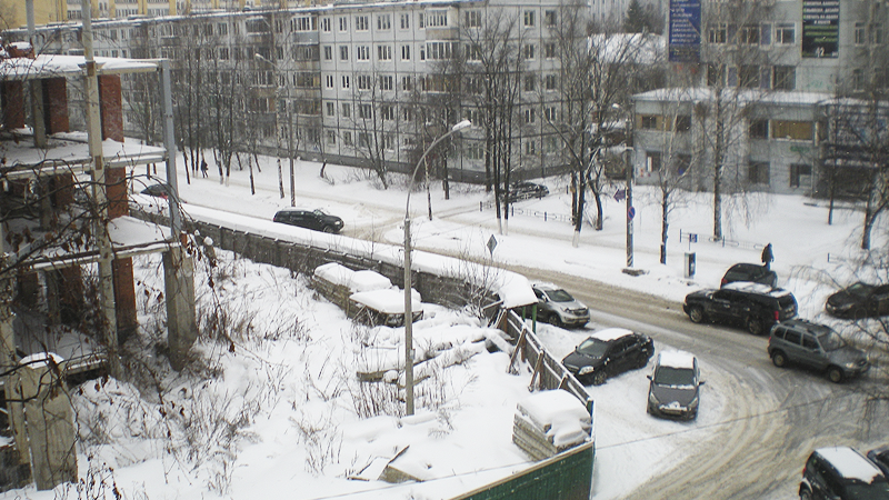 В Вологде коммунальщики борются с последствиями снегопада