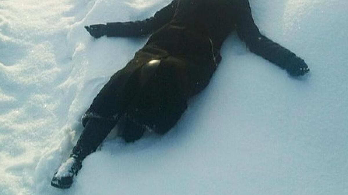 Замерзающую женщину нашли за гаражами в Вологде