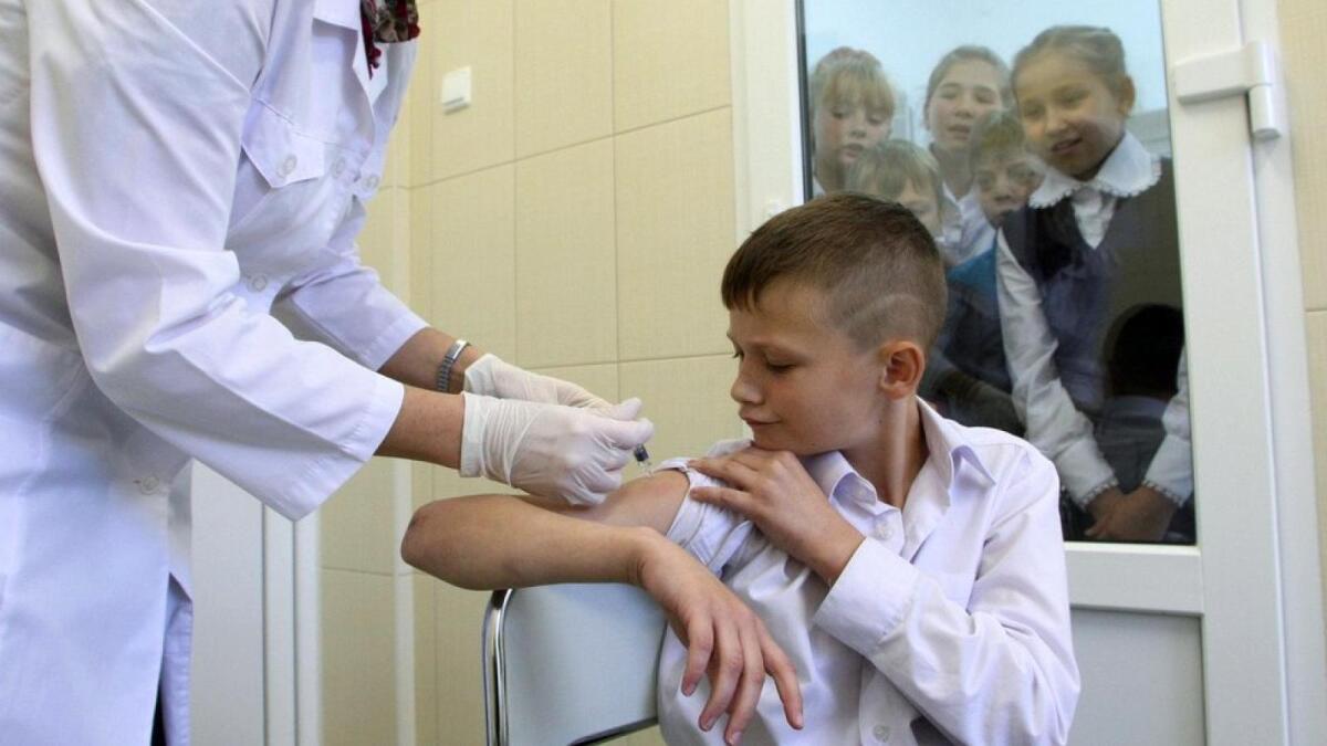 Вакцину от COVID испытают на детях от 6 лет