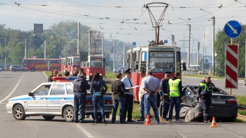 ДТП с участием полицейской машины произошло в Череповце