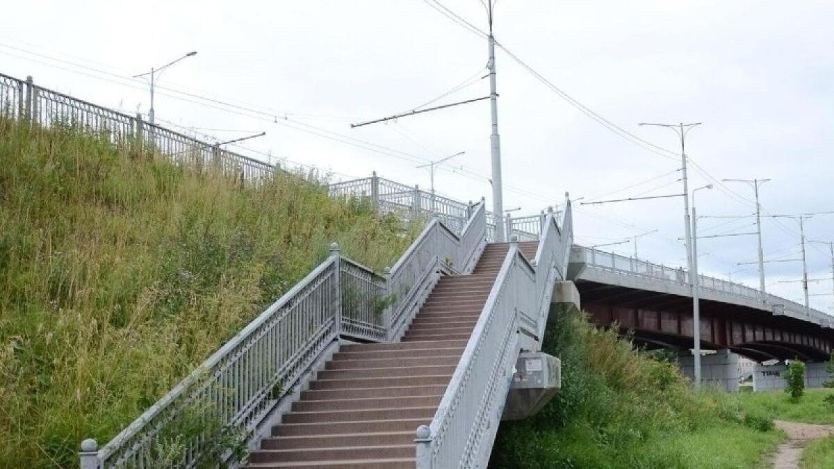В Вологде отремонтируют лестницу на мосту 800-летия
