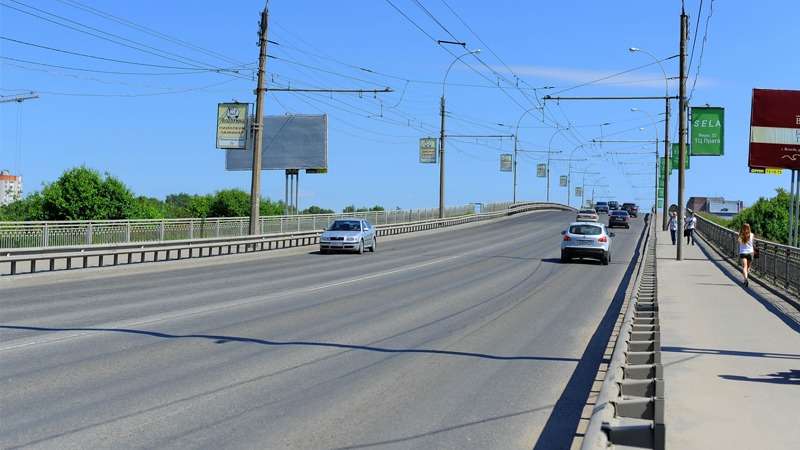 С 22 по 29 апреля будет ограничено движение на Ленинградском мосту