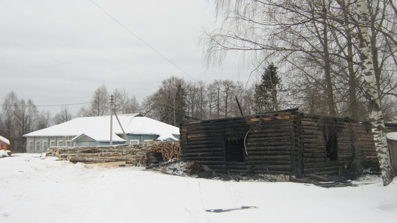В деревне Никифоровская Тарногского района сгорела котельная местной школы