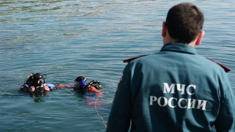 Двух рыбаков, пропавших на озере Воже, нашли погибшими