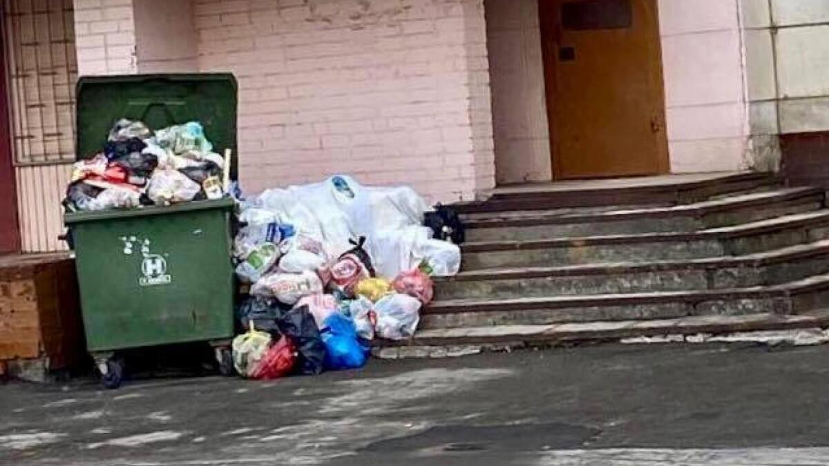 Вячеслав Позгалев жалуется на вывоз мусора
