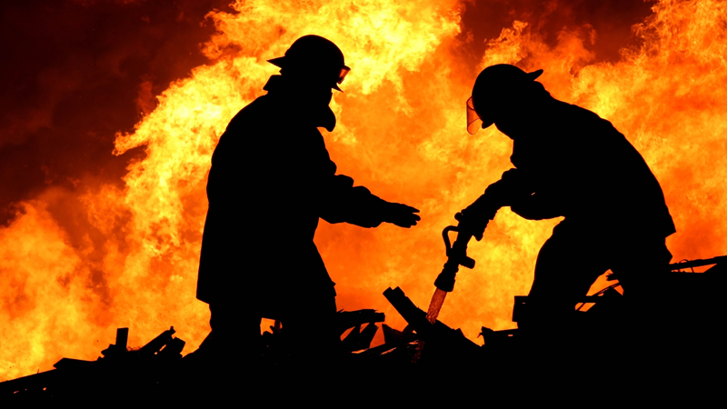 Пожар в Харовском районе унес жизни троих мужчин