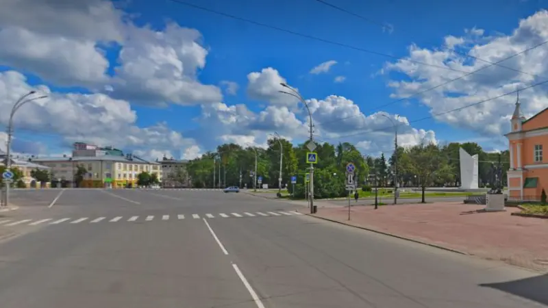 В центре Вологды мотоциклист сбил пешехода