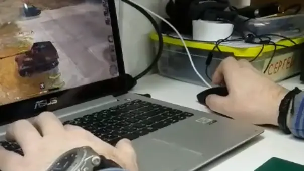 Мужчину уволили за игры на работе, но он выиграл суд