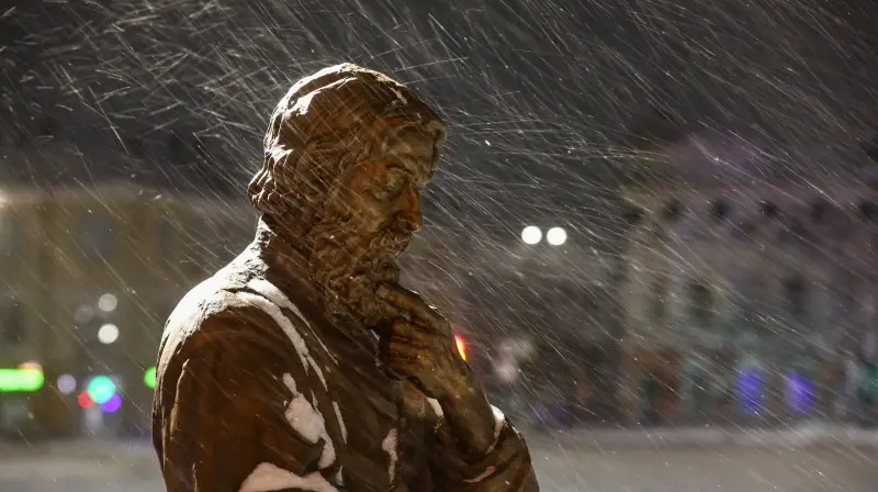 Потепление и снегопады идут на Вологодчину