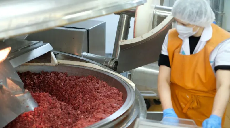 В Соколе производили небезопасную мясную продукцию