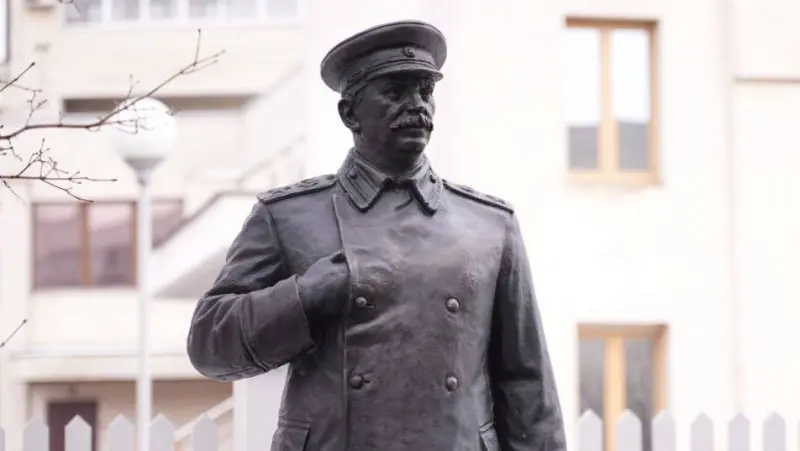 Закупка памятника Сталину была неправомерной