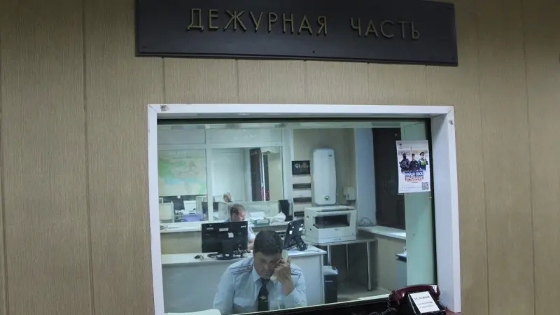 Вологжанин похитил крупную сумму, обещая клиентам строительство заборов