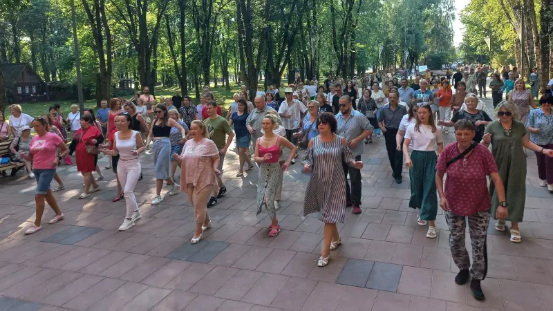 Вологжан приглашают отметить 60-летие парка Ветеранов