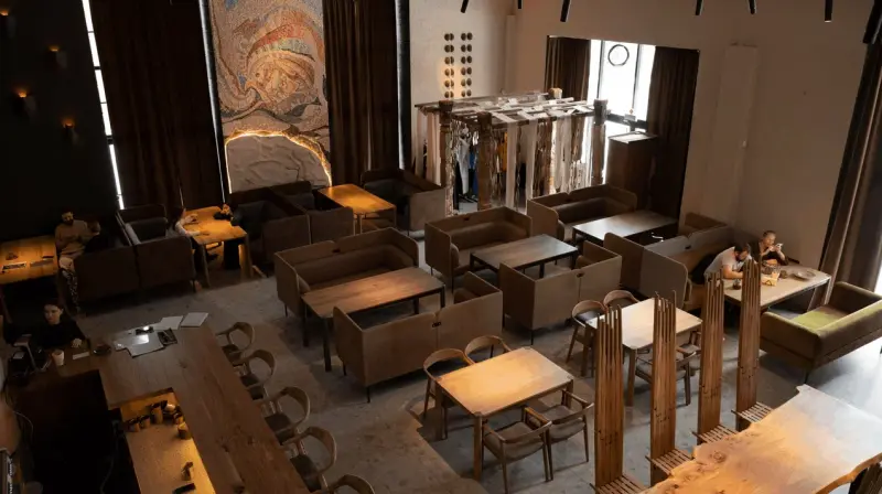 Ресторан мультикультурной кухни «Этна»