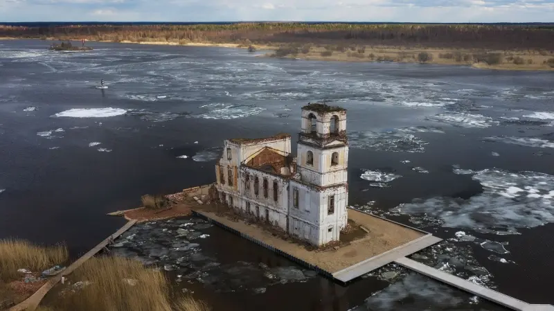 Церковь Рождества Христова в Крохино