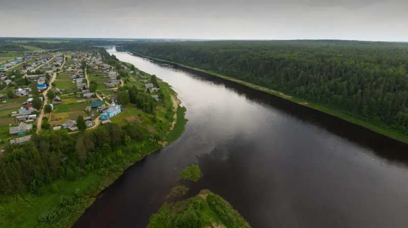 Почему река Сухона течёт вспять?