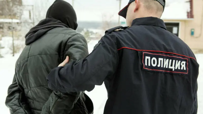 Полицейские задержали вологжанина, когда он выбрасывал труп 