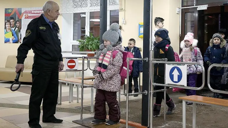 Охрану школ будут готовить к отражению вооруженных нападений