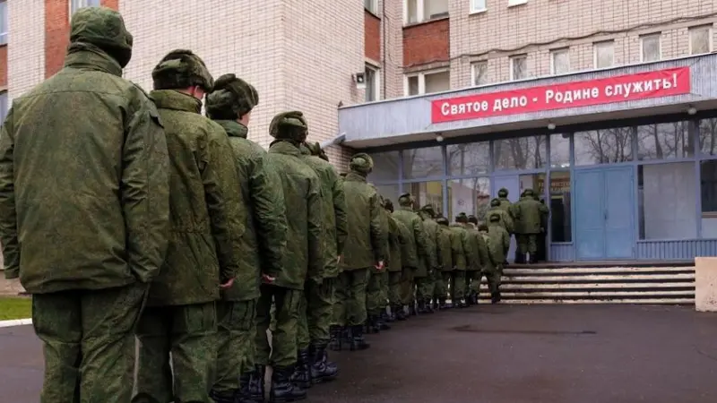 1800 вологжан призовут в армию