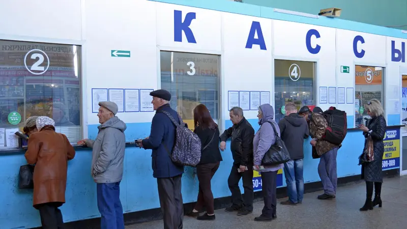 Автовокзал вводит дополнительные рейсы из Вологды до Санкт-Петербурга