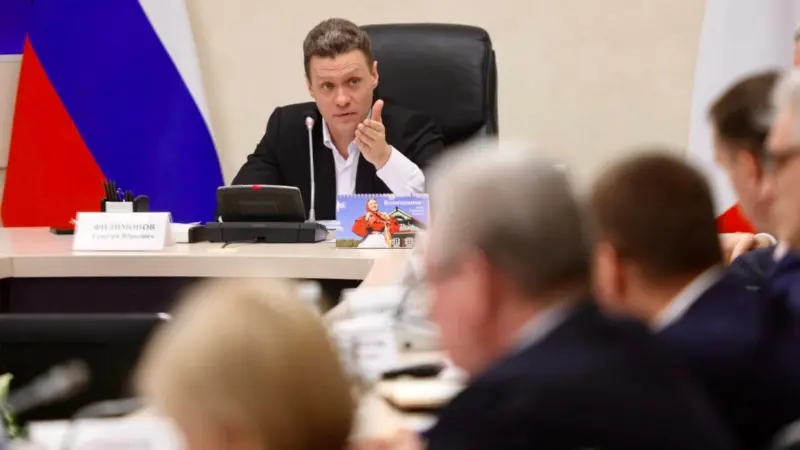 Горячие линии по вопросам ЖКХ заработали во всех округах