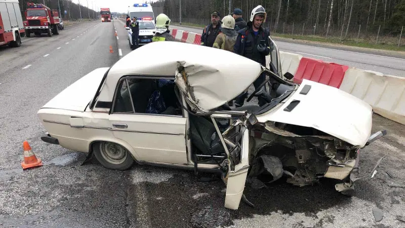 В ДТП с «Камазом» под Череповцом пострадали 2 человека