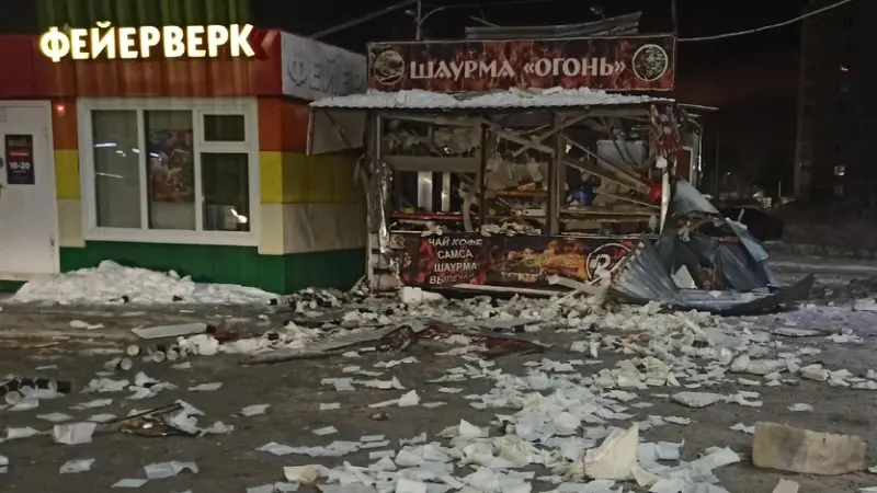 Павильон с шаурмой взорвался в Вологде