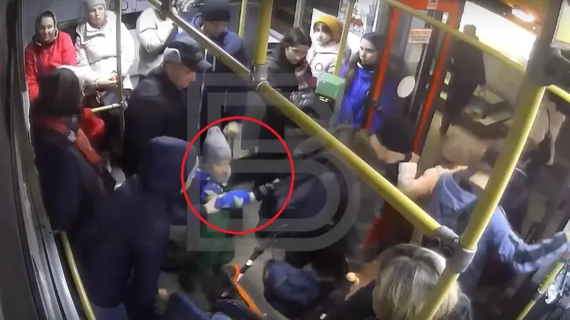 Задержали мужчину, который пытался увести чужого ребёнка