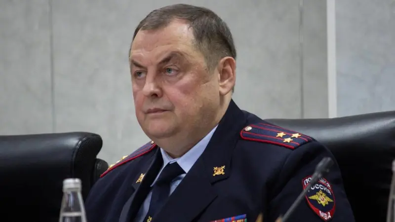 В Соколе хулиганы избили молодого человека