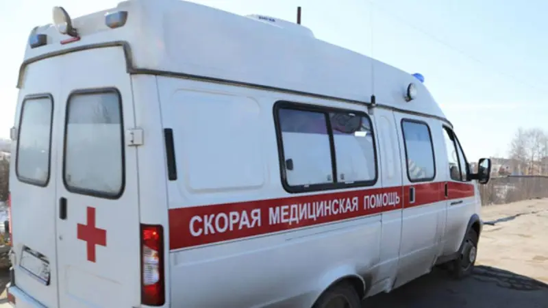 Девочка выпала из окна 