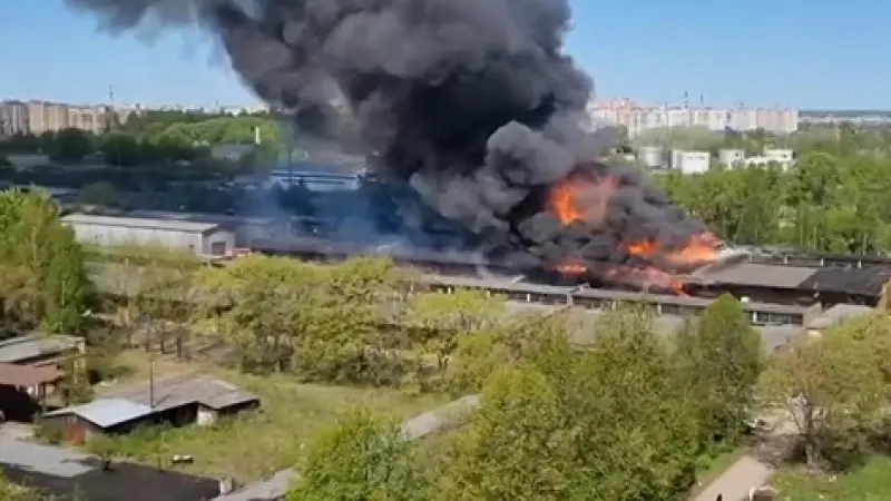 Названа причина пожара на складах Льнокомбината