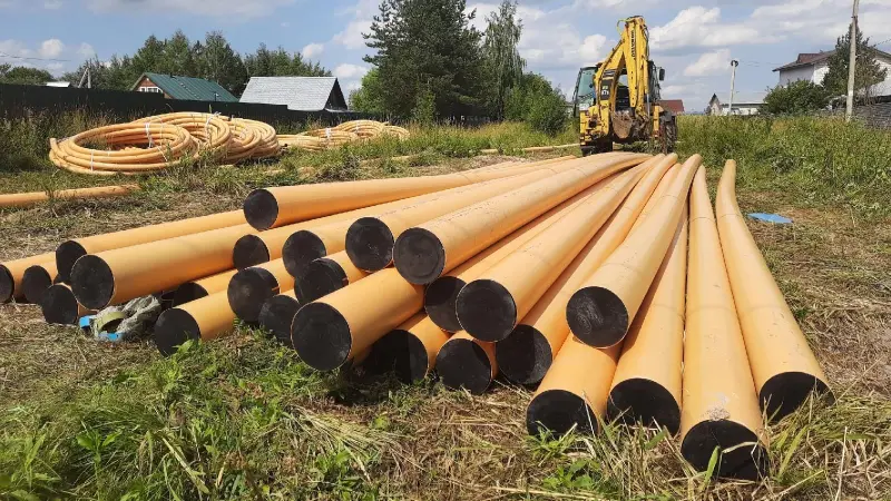 В Прилуках начали бурить землю для газопровода