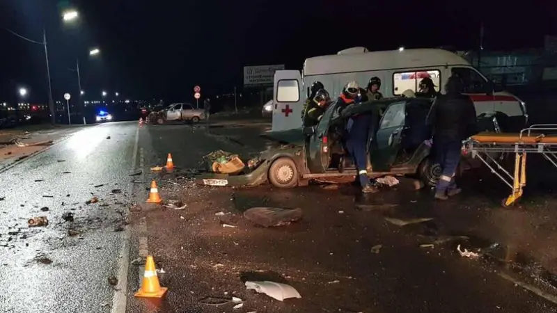 4 человека пострадало в ДТП на выезде из Вологды